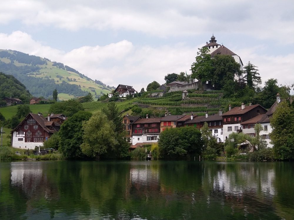 Werdenberg mit See und Schloss